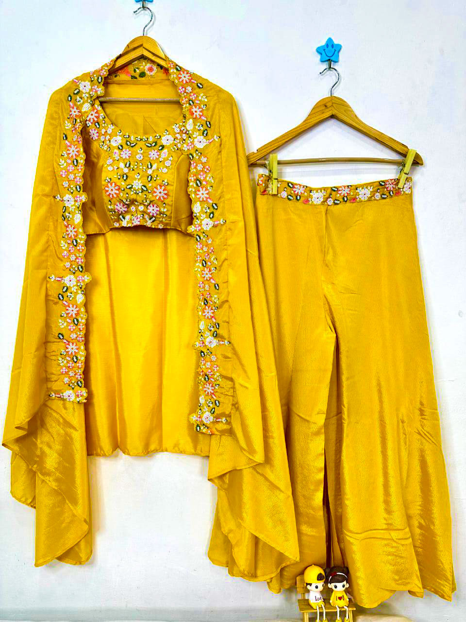 Fashion4u Is Presenting Party Wear Style For the Upcoming Season