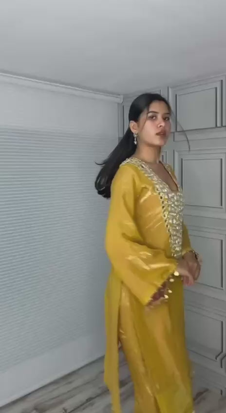 Don't wear what fashion designers tell you to wear. Wear what they wear